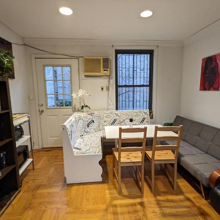 Spacious Room For 4 People In Williamsburg ! New York Extérieur photo