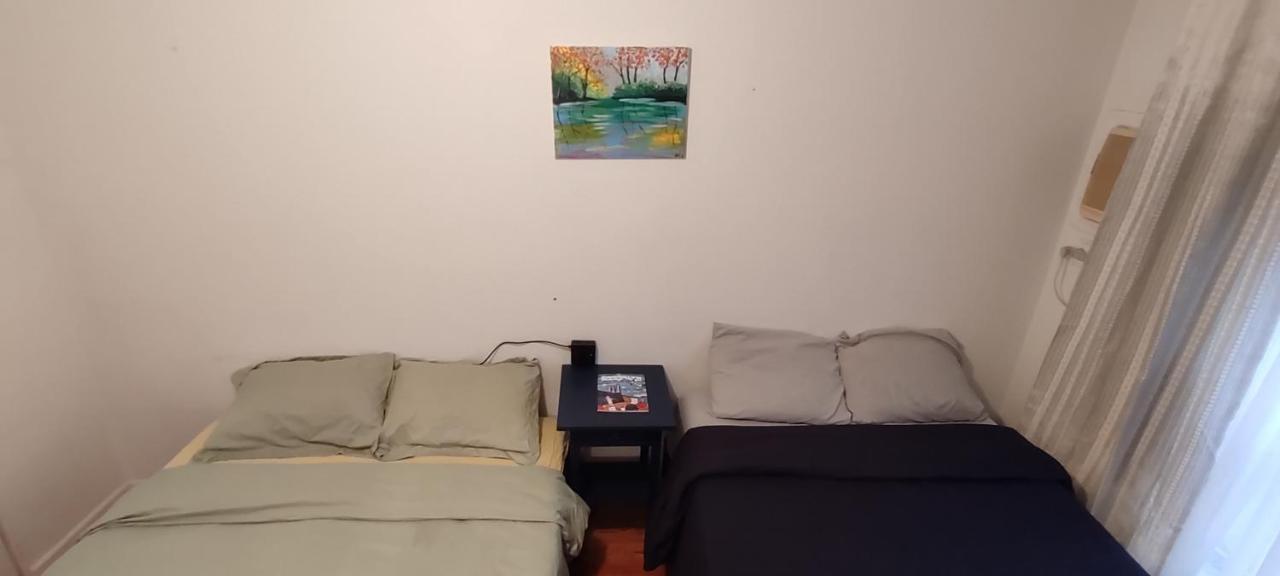 Spacious Room For 4 People In Williamsburg ! New York Extérieur photo